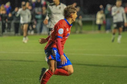 Los rojillos y su afición volvieron a Soria con el trabajo hecho