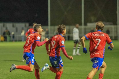 Los rojillos y su afición volvieron a Soria con el trabajo hecho