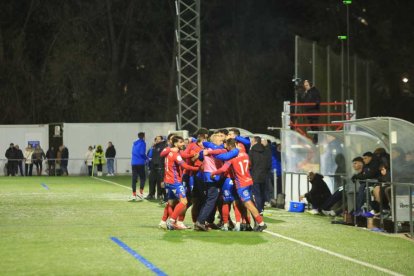 Los rojillos y su afición volvieron a Soria con el trabajo hecho