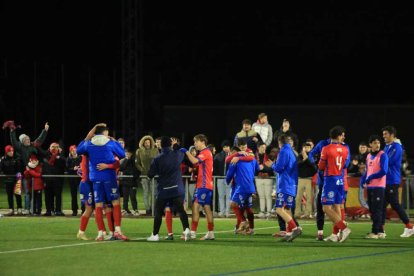 Los rojillos y su afición volvieron a Soria con el trabajo hecho