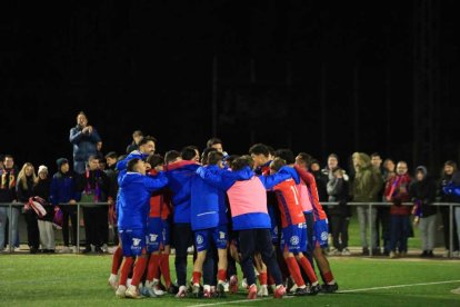 Los rojillos y su afición volvieron a Soria con el trabajo hecho