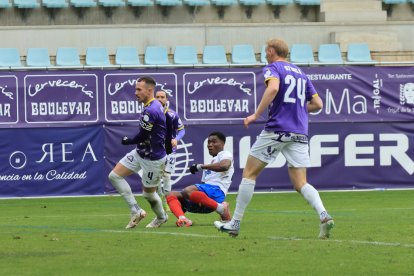 El filial rojillo volvió sin premio de la Nueva Balastera