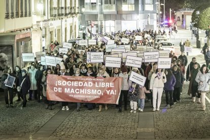 La manifestación recorrio las calles centrales de la ciudad