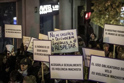 La manifestación recorrio las calles centrales de la ciudad