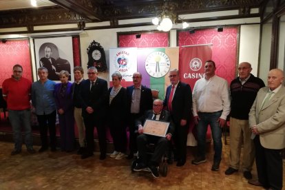 El Casino Amistad Numancia ha sido escenario de una emotiva ceremonia de la Peña Taurina Soriana.