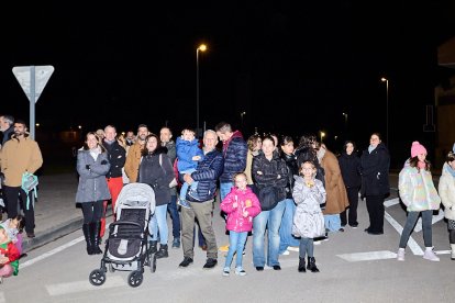 La Navidad da comienzo en Golmayo con el encendido de un árbol navideño.