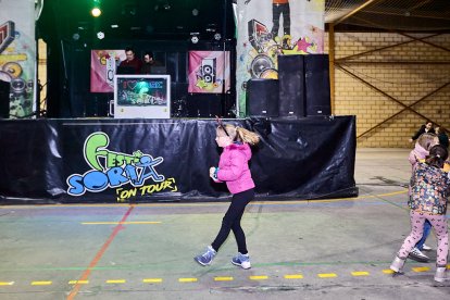 La Navidad da comienzo en Golmayo con el encendido de un árbol navideño.