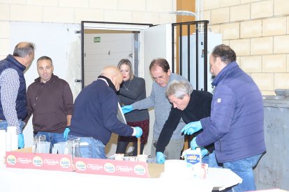 La Navidad da comienzo en Golmayo con el encendido de un árbol navideño.