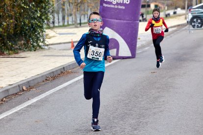 Un total de 341 participantes en la prueba garreña en una mañana invernal.