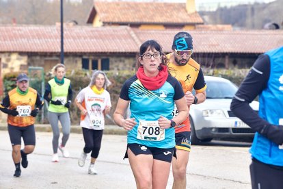 Un total de 341 participantes en la prueba garreña en una mañana invernal.