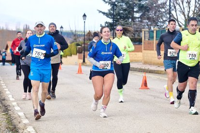 Un total de 341 participantes en la prueba garreña en una mañana invernal.