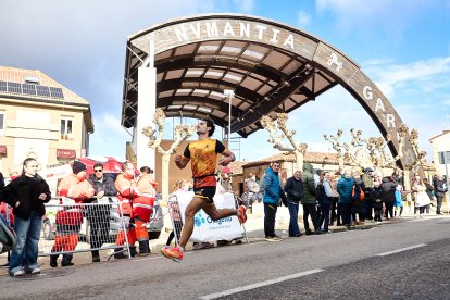 Un total de 341 participantes en la prueba garreña en una mañana invernal.