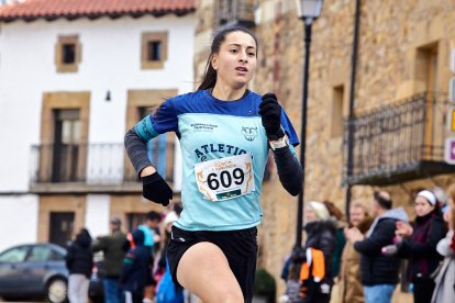 Un total de 341 participantes en la prueba garreña en una mañana invernal.