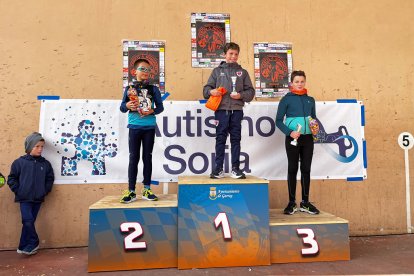 Un total de 341 participantes en la prueba garreña en una mañana invernal.