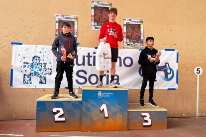 Un total de 341 participantes en la prueba garreña en una mañana invernal.