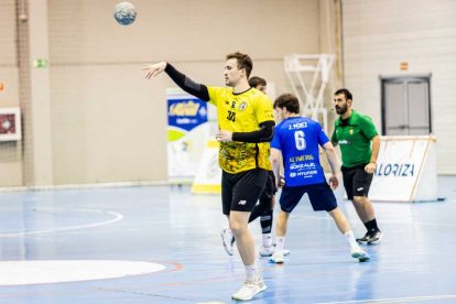 El Balonmano Soria contó con el apoyo de la afición durante todo el partido