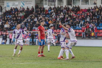 Los rojillos se colocan a un punto del ascenso directo