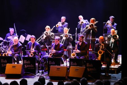 La Audiencia vibra con el jazz navideño