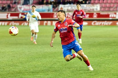 Dos errores defensivos condenan al equipo rojillo.