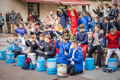 Los escolares de los distintos colegios de la capital celebran una jornada de lo más navideña.