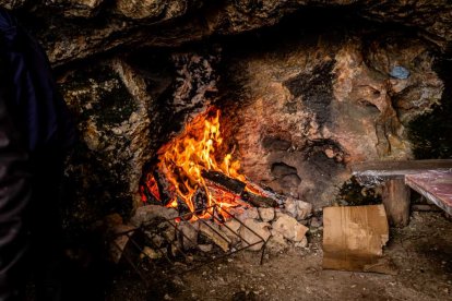 La nieve no mermó las ganas de instalar el Nacimiento