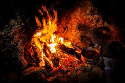 La nieve no mermó las ganas de instalar el Nacimiento