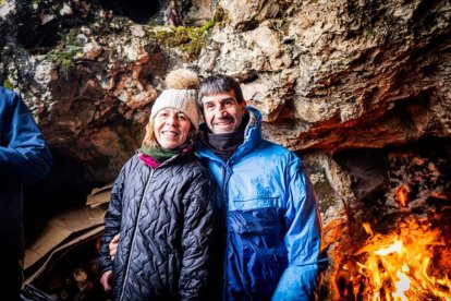La nieve no mermó las ganas de instalar el Nacimiento