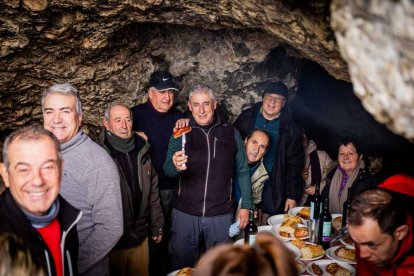 La nieve no mermó las ganas de instalar el Nacimiento