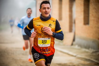 La carrera se ha convertido en una cita ineludible para numerosos aficionados al atletismo popular.