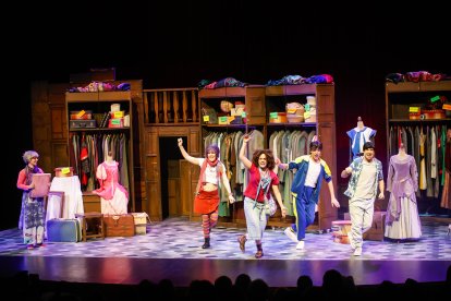 Lleno absoluto en el Palacio de la Audiencia con todas las entradas vendidas.