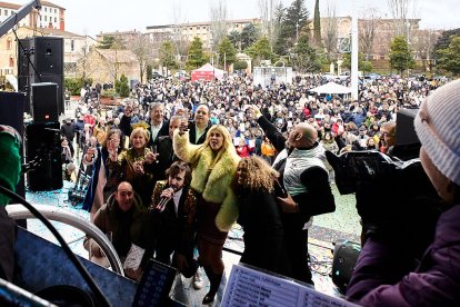 Los olvegueños ya están en 2026