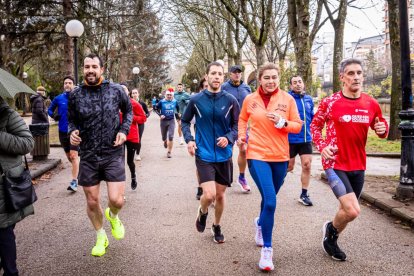 Los corredores irán relevándose para aguantar las 24 horas