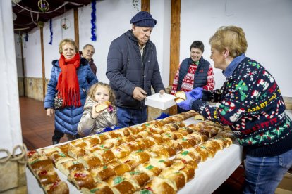 Buen chocolate y roscón para los vecinos