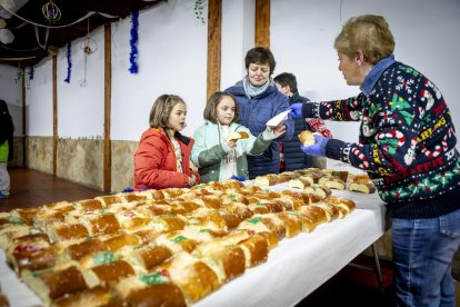 Buen chocolate y roscón para los vecinos