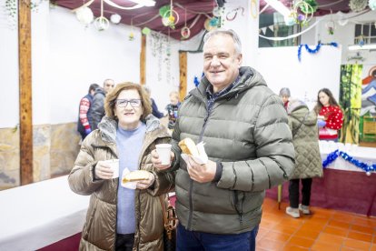 Buen chocolate y roscón para los vecinos