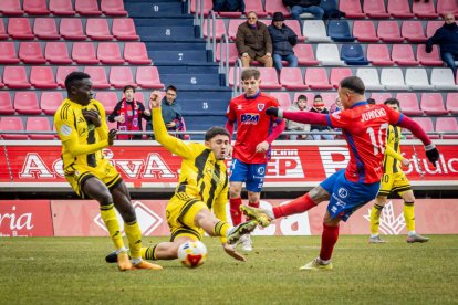 Tercera derrota consecutiva de los rojillos