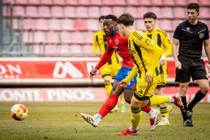 Tercera derrota consecutiva de los rojillos