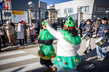 Alegre recorrido de los Reyes Magos.