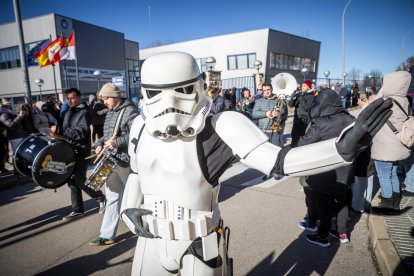 Alegre recorrido de los Reyes Magos.