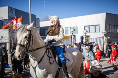 Alegre recorrido de los Reyes Magos.