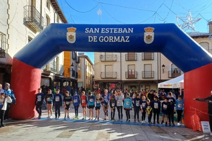 San Esteban de Gormaz acogió esta mañana una animada jornada de running y convivencia.