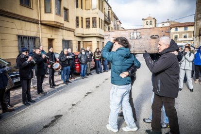 El Arca viaja de Almarza a San Andrés, manteniendo vivas las raíces de una tradición única.