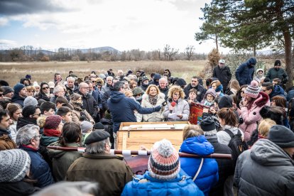 El Arca viaja de Almarza a San Andrés, manteniendo vivas las raíces de una tradición única.