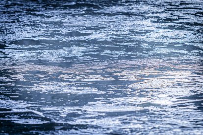 El frío invernal congeló ríos y fuentes