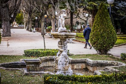 El frío invernal congeló ríos y fuentes