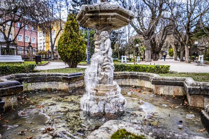 El frío invernal congeló ríos y fuentes