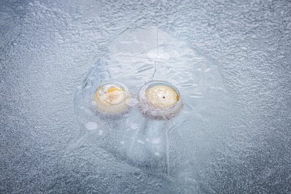 El frío invernal congeló ríos y fuentes