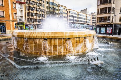 El frío invernal congeló ríos y fuentes