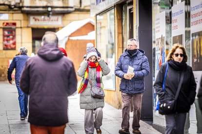 El frío invernal congeló ríos y fuentes