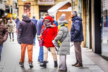 El frío invernal congeló ríos y fuentes